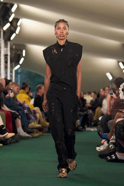 Look 20